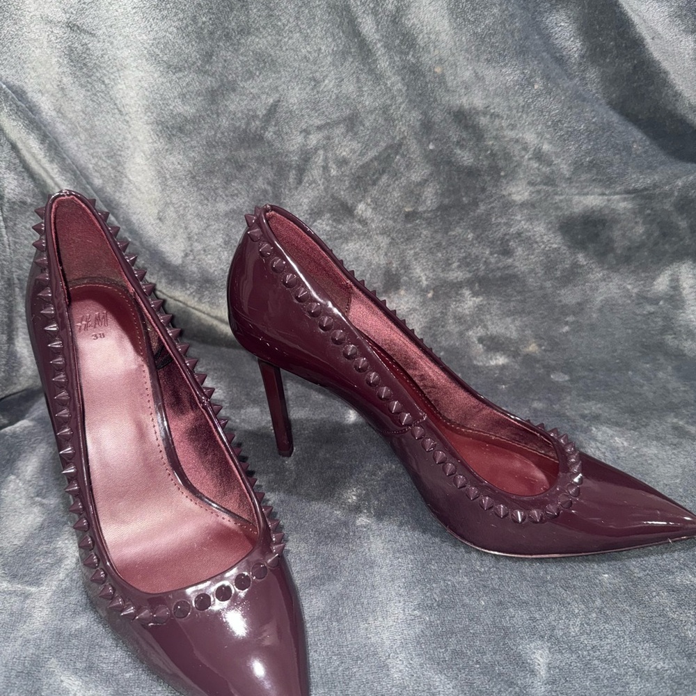 H&M Brown Heels Classic Elegant Design View 3